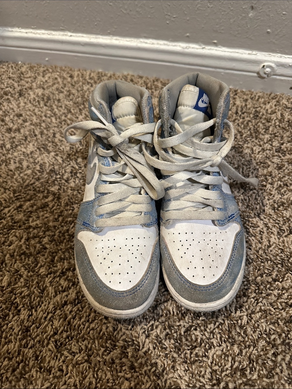 WELL LOVED Nike Kids White and Light Blue High-Top Sneakers